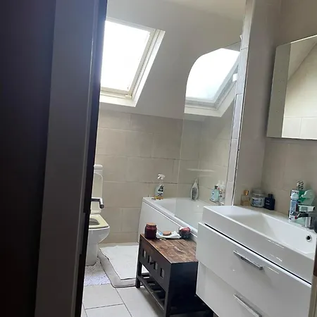 Δωμάτια σε οικογενειακή κατοικία Room *